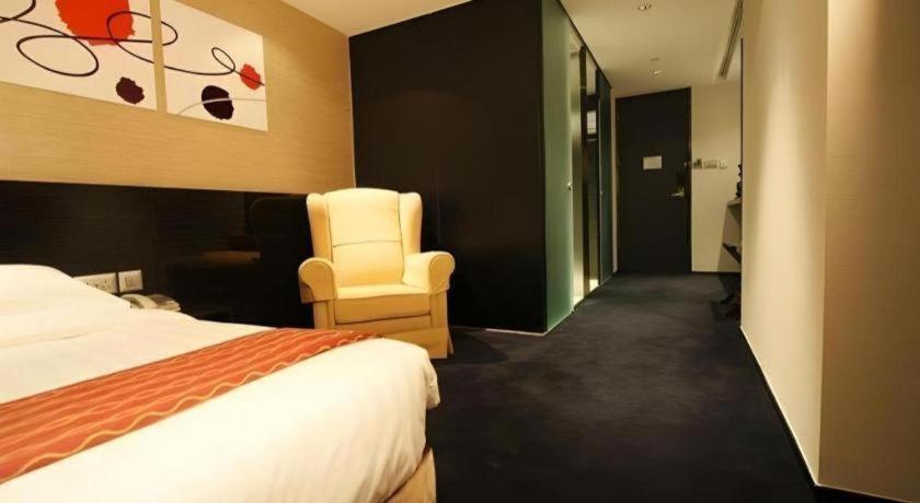 Noble Park 3* Hong Kong